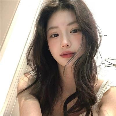 西蒙·拜尔斯：再战奥运 海报
